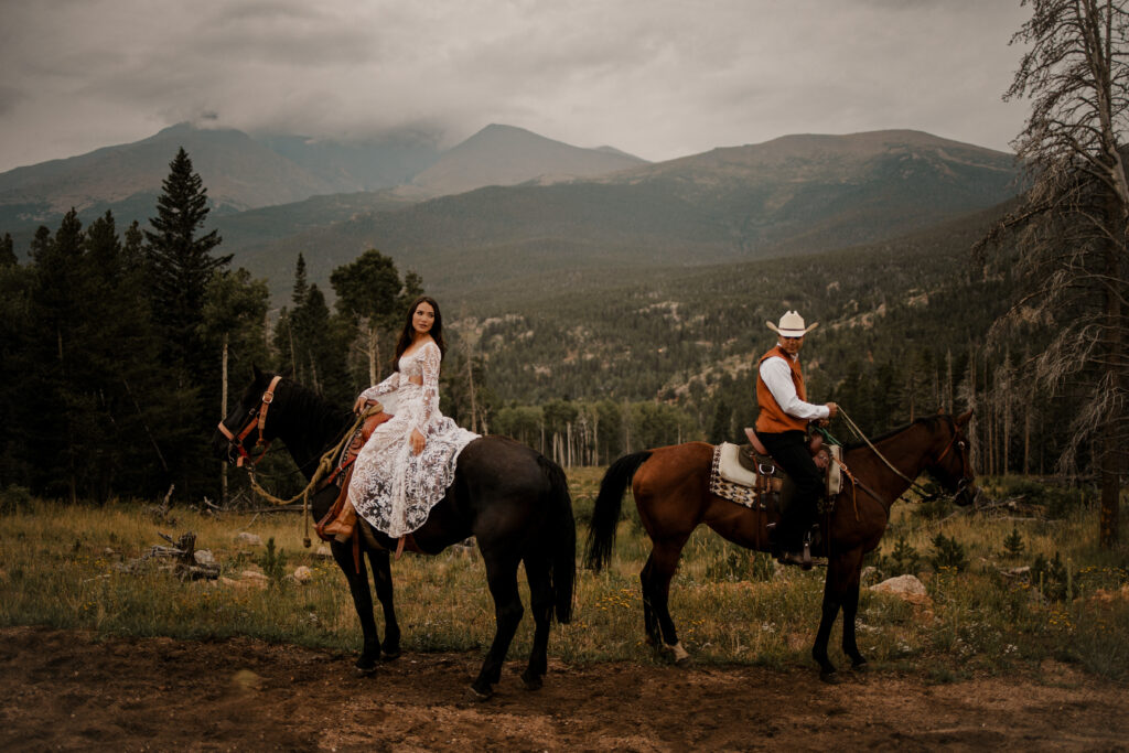 Adventure elopement wedding on horses