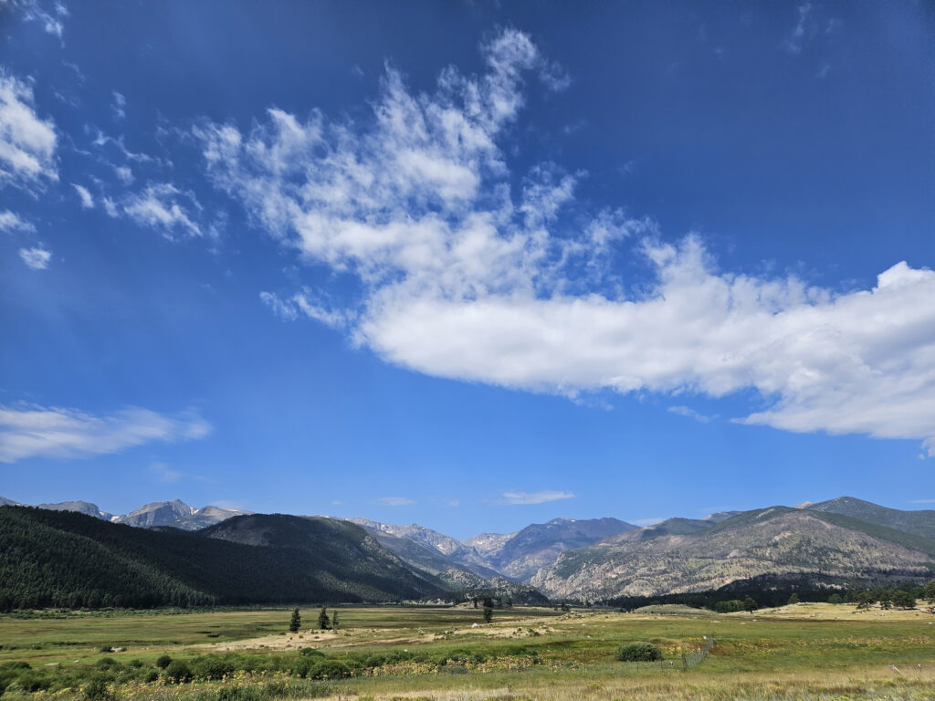 Mountain backdrop during micro-wedding in Colorado